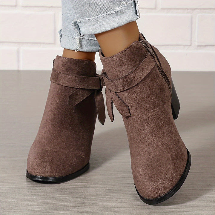 Damen Stiefeletten in Wildlederoptik mit Blockabsatz (17)