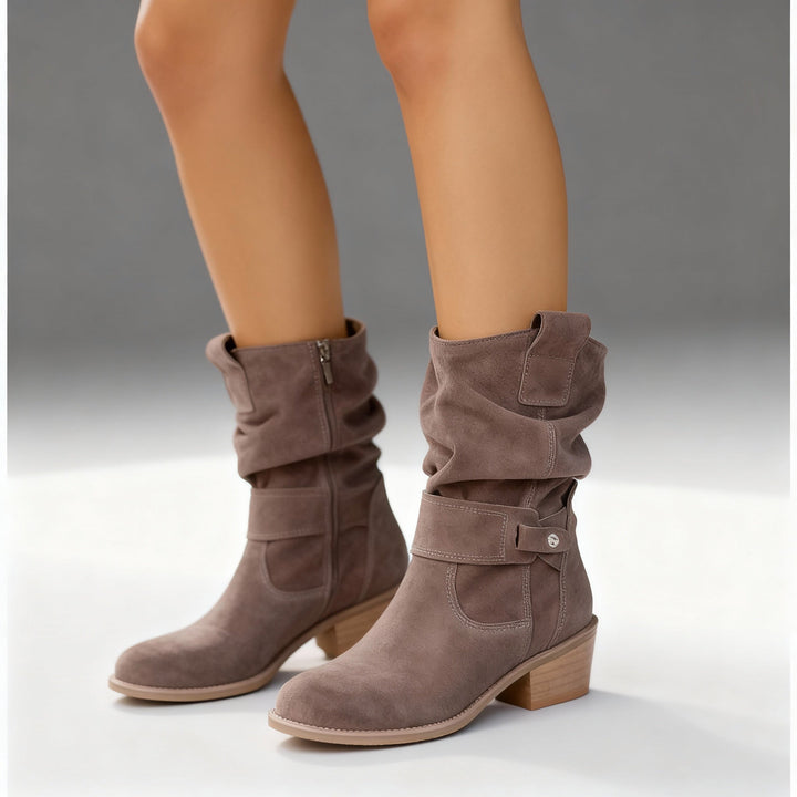 Damen Stiefeletten mit Blockabsatz aus Wildleder in Alabaster Beige