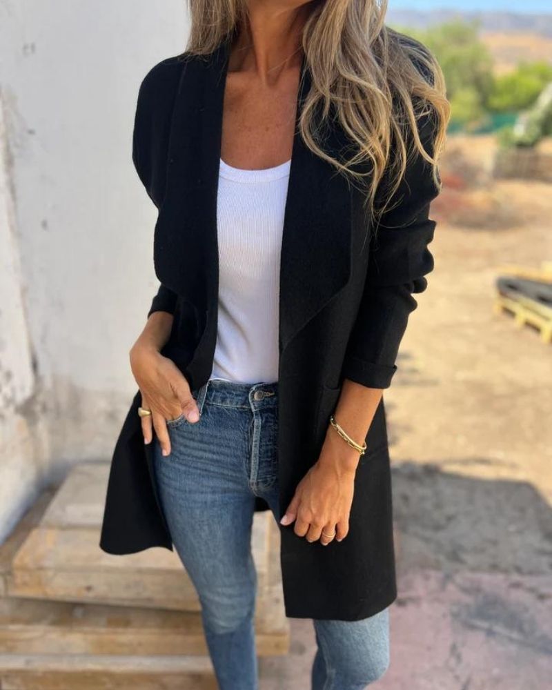 Damen Strickjacke für lässiges Schichten im Herbst in Schwarz