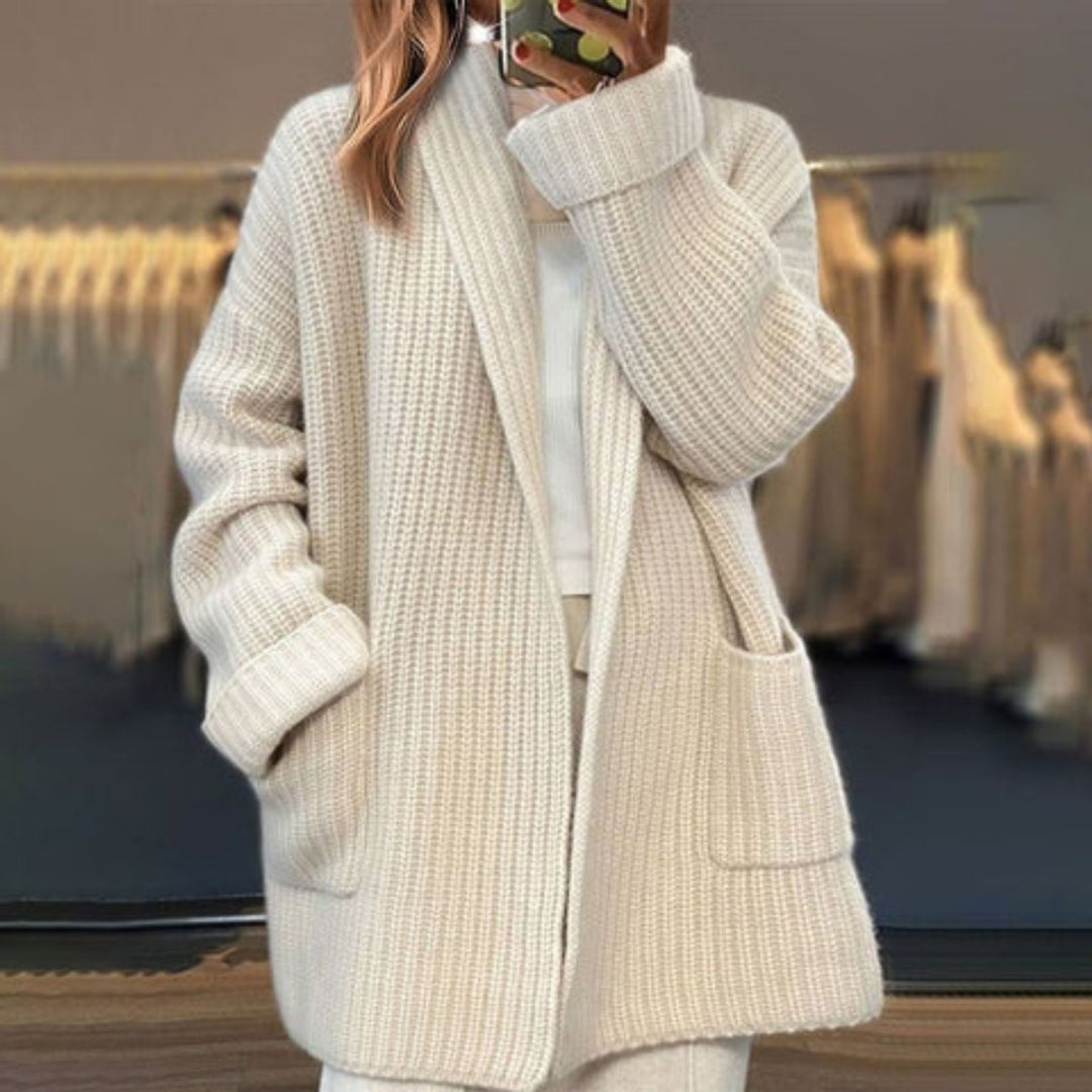 Damen Strickjacke im Oversized-Stil für Herbst in Lvory