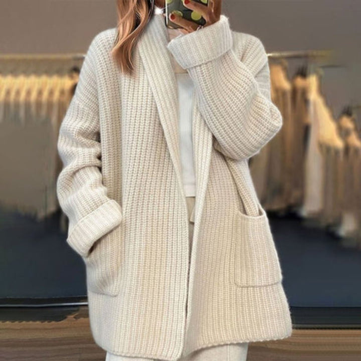Damen Strickjacke im Oversized-Stil für Herbst in Lvory