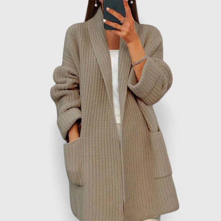 Damen Strickjacke mit Rippenstrick für Herbst in Braun