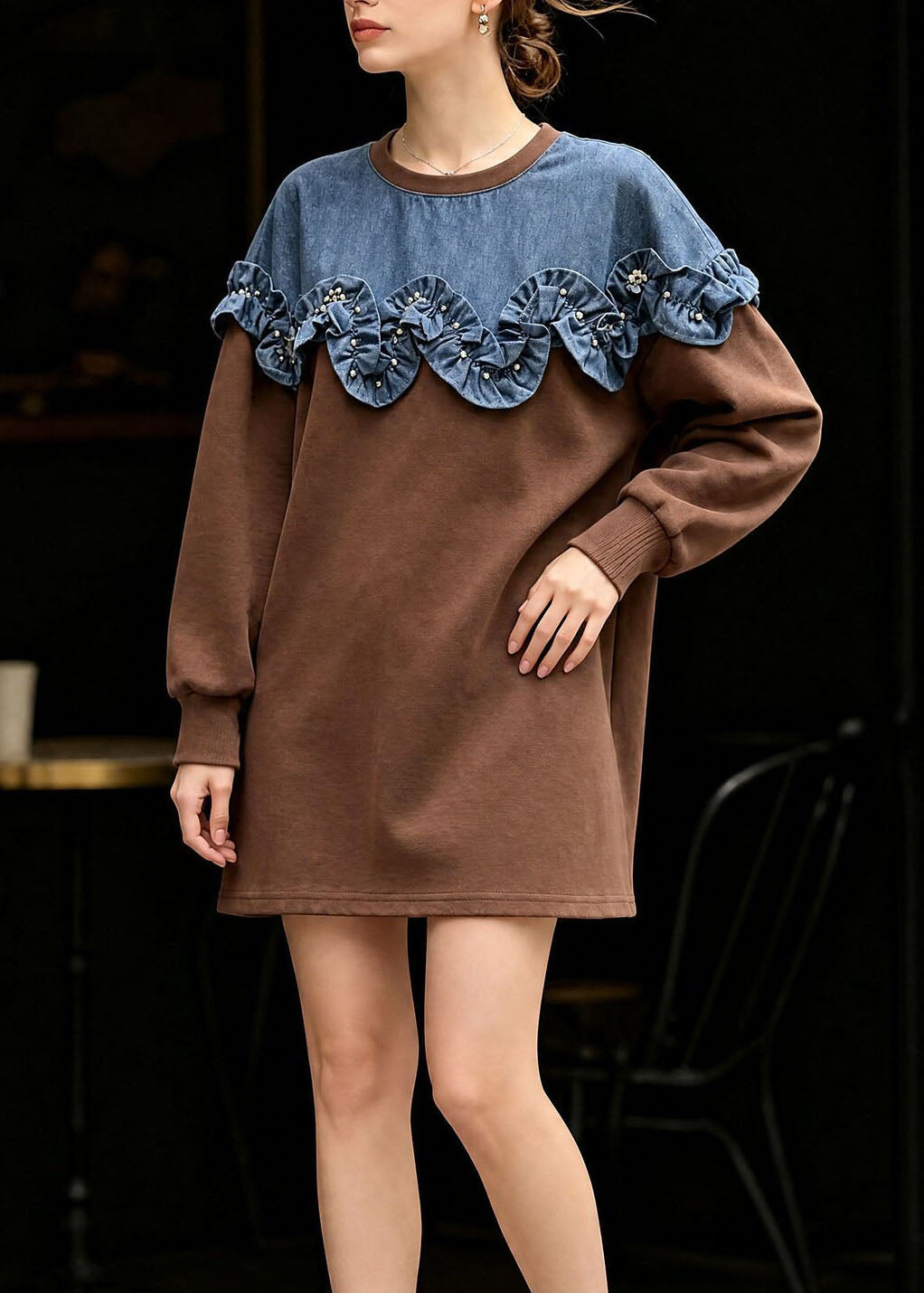 Damen Strickjacke mit Rüschen-Patchwork Design in Braun 3
