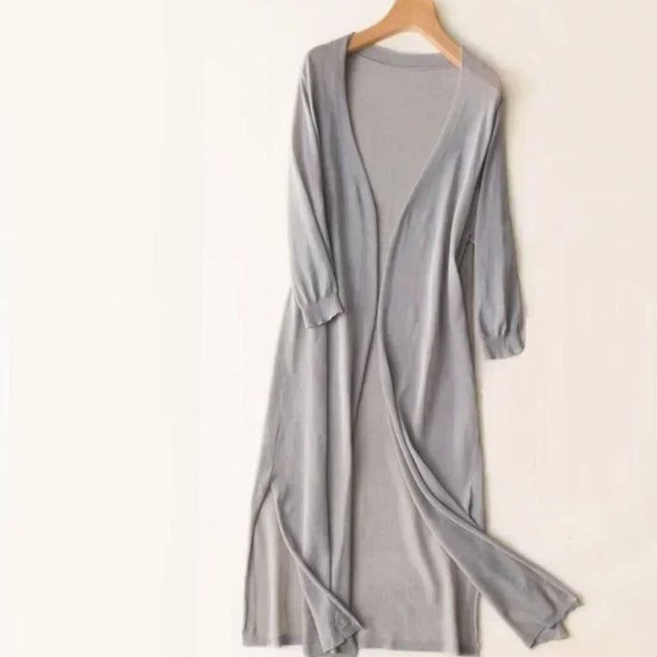Damen Strickjacke mit Seitenschlitzen in Maxilänge in Grau