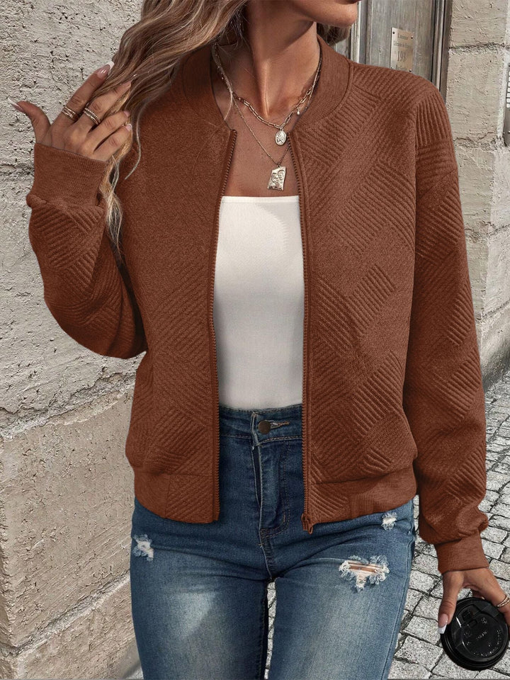 Damen Strickjacke mit strukturiertem Muster im Casual-Stil in Braun