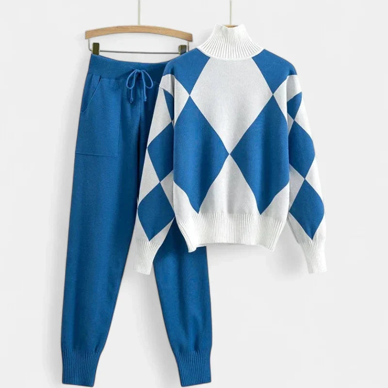 Damen Strickjacke Rollkragen Set für den Winter in Königsblau