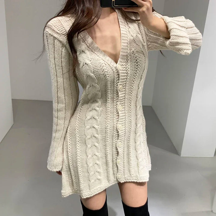 Damen Strickkleid mit Zopfmuster für den Herbst (3)