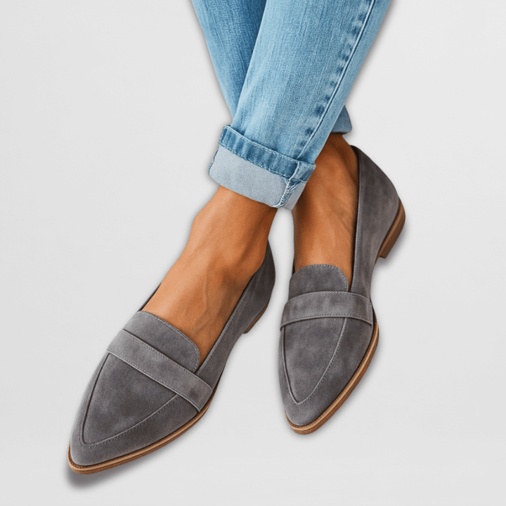Damen Wildleder Loafer mit eleganter Spitzform in Grau