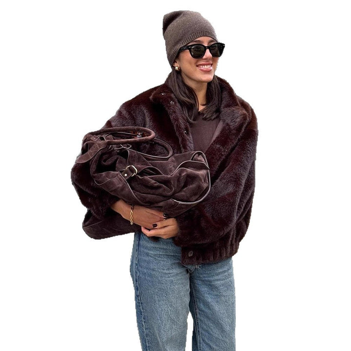 Damen Winterjacke aus Teddy-Kunstfell im Boxy-Schnitt (5)