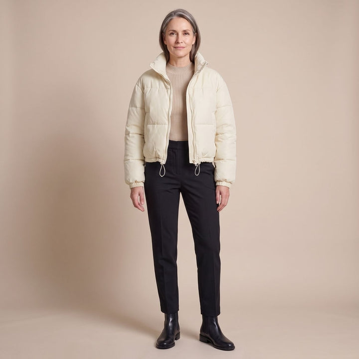 Damen Winterjacke im Kurzschnitt mit Stehkragen (9)