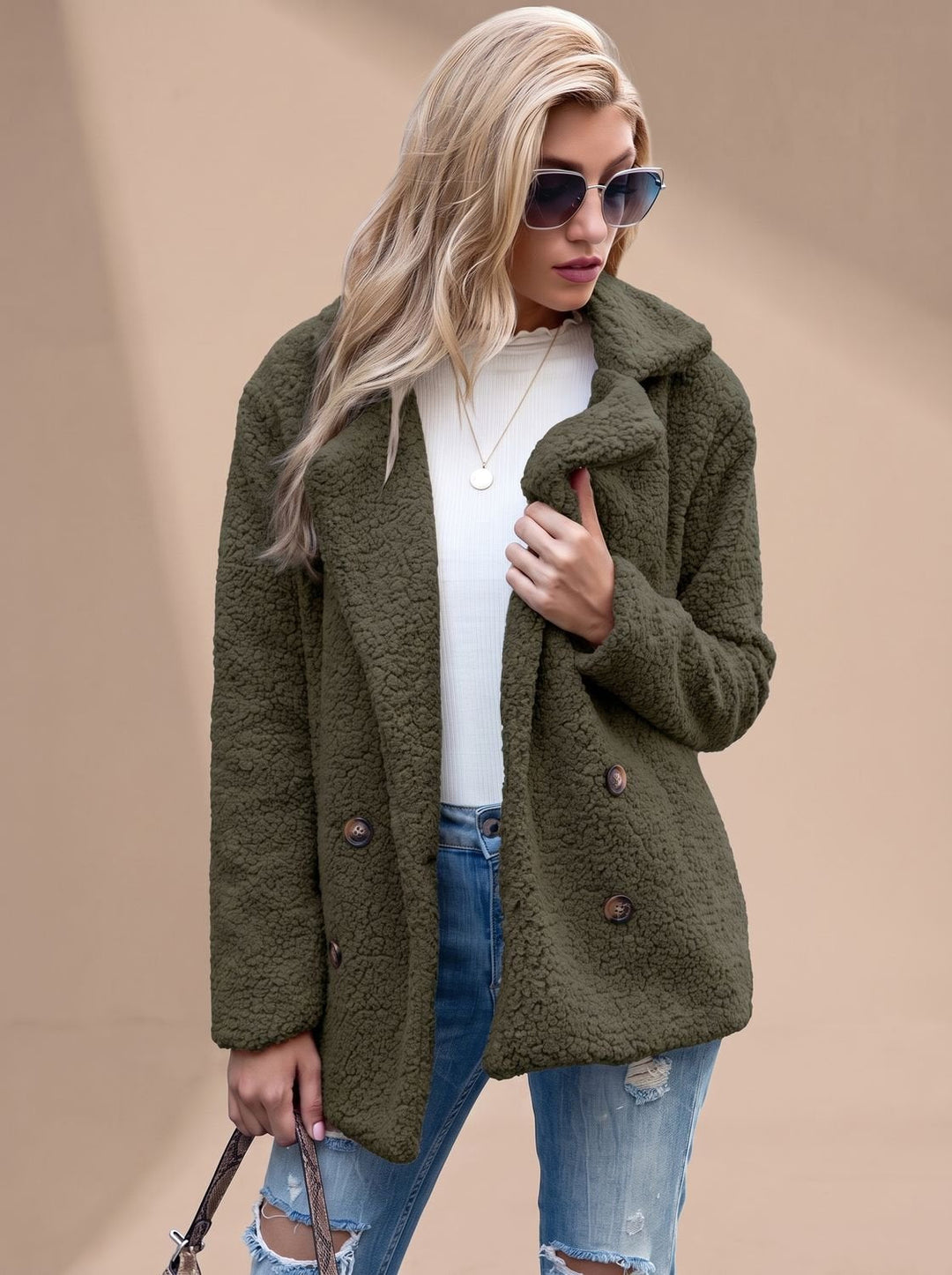 Damen Winterjacke im Teddy-Stil aus Plusch in Schwarz