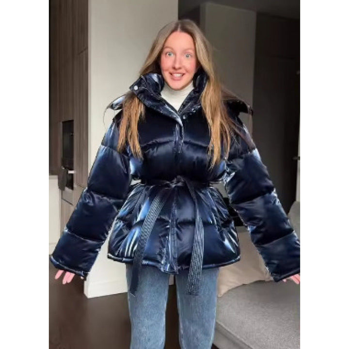 Damen Winterjacke mit Glanzfinish und Taillenakzent in Blau