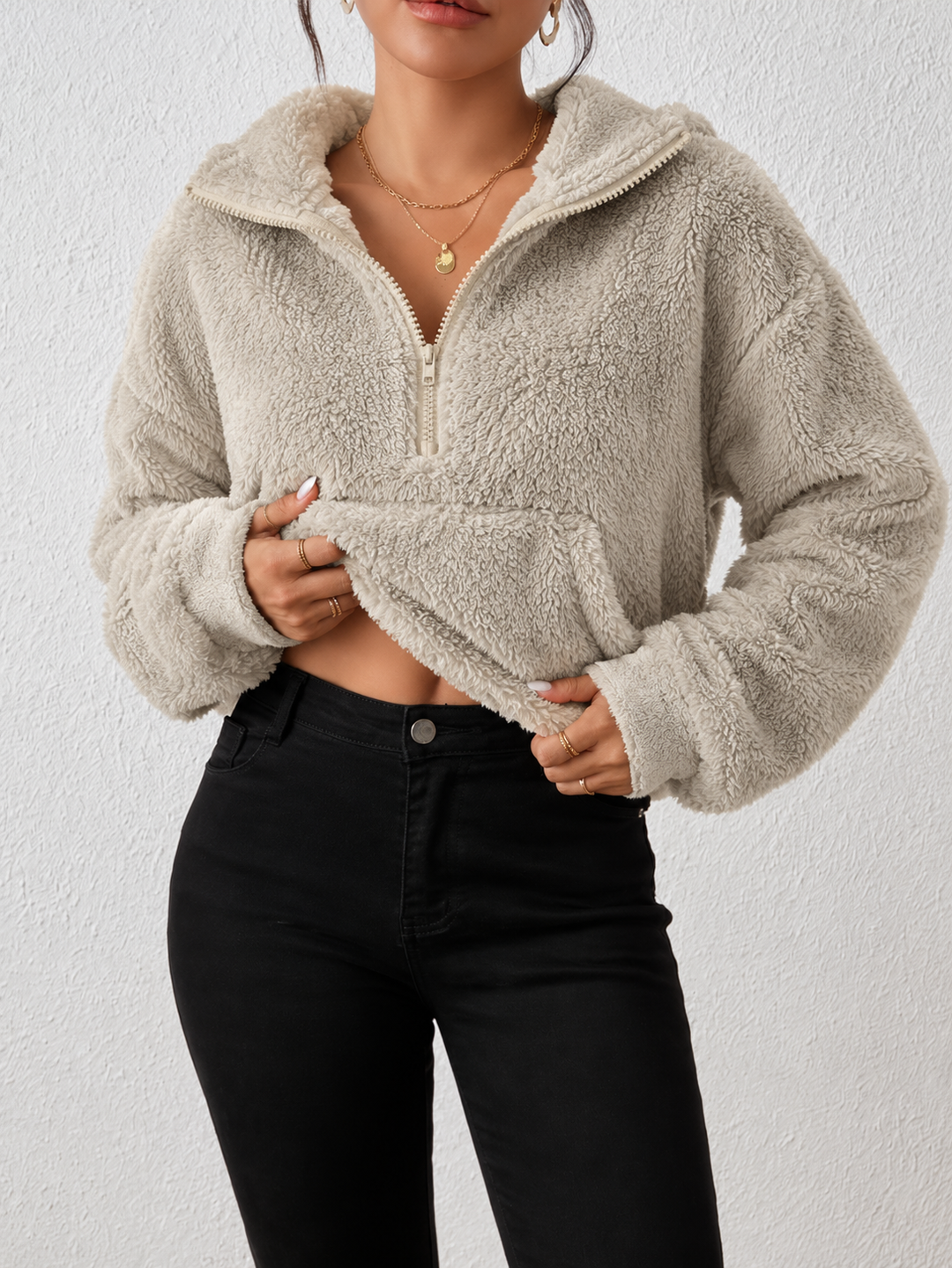 Damen Winterjacke mit Kapuze im Oversize-Stil (2)