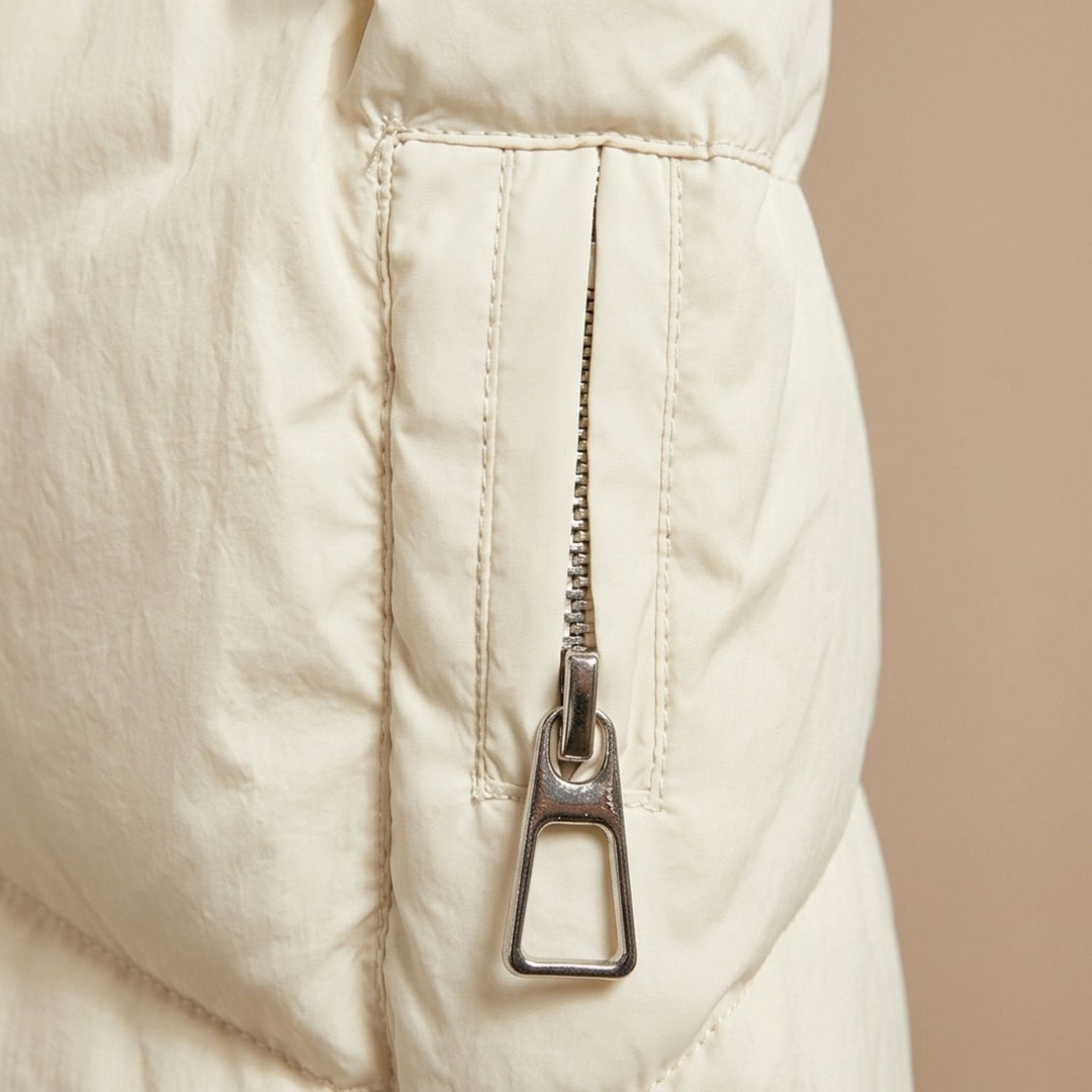 Damen Winterjacke mit Kapuze und Reißverschluss (5)