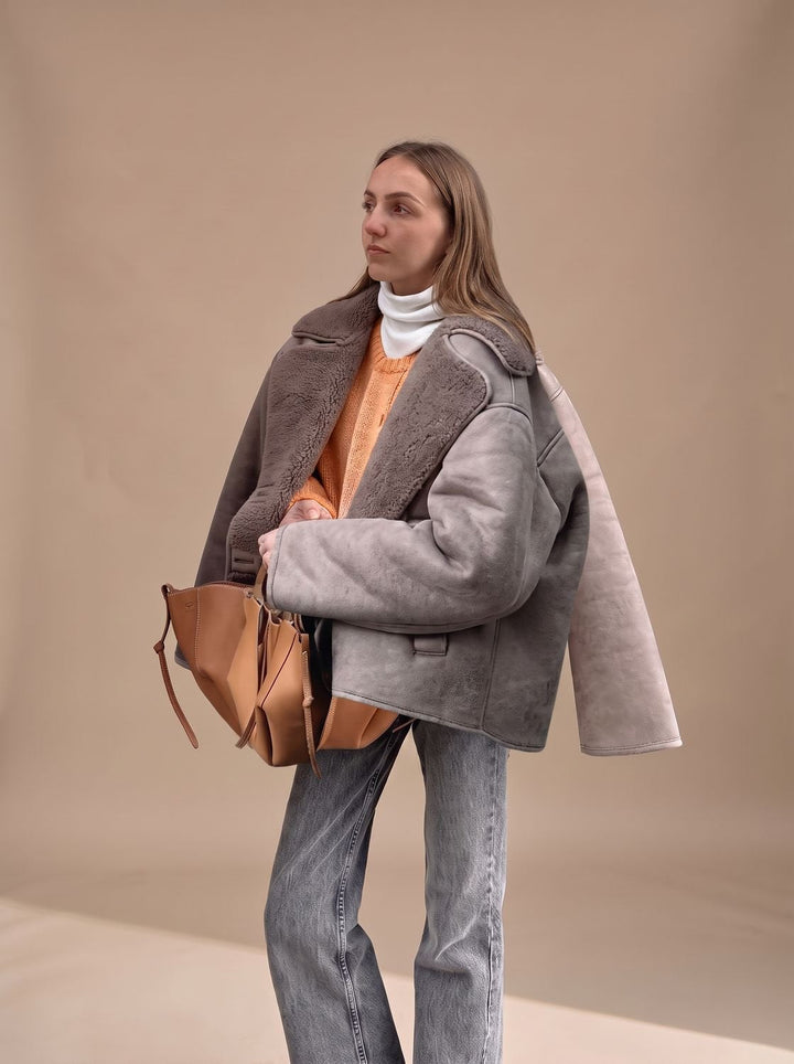 Damen Winterjacke mit Knopfleiste und Teddy-Kragen (4)