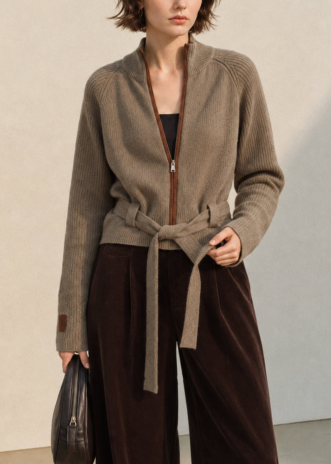 Damen Winterjacke mit Schnürdetails für vielseitiges Styling (3)