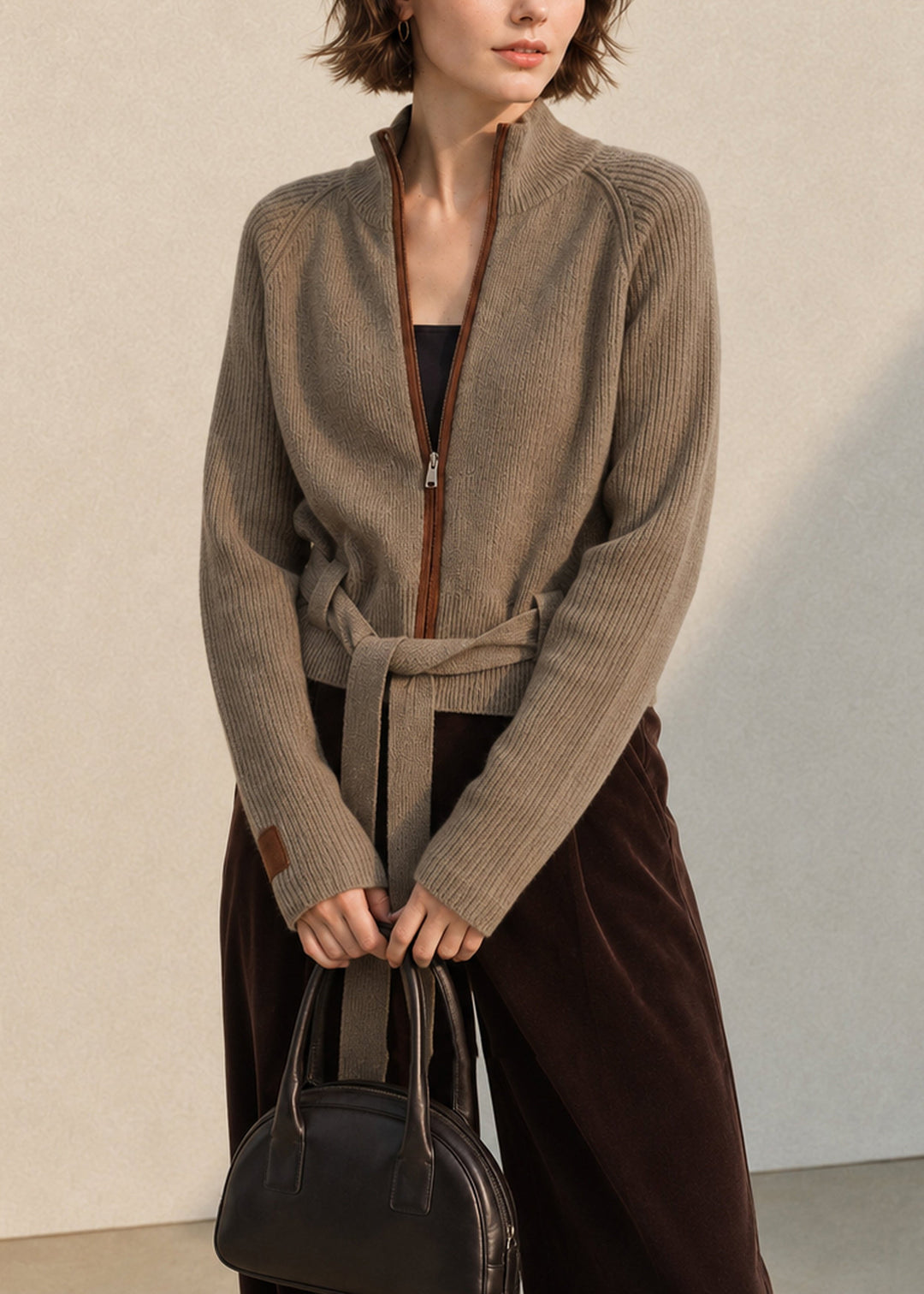 Damen Winterjacke mit Schnürdetails für vielseitiges Styling (4)