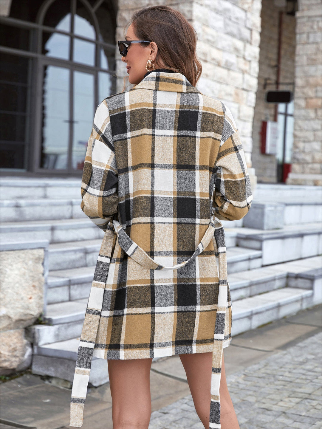 Damen Winterjacke mit verstellbarem Taillengürtel für Büro (2)