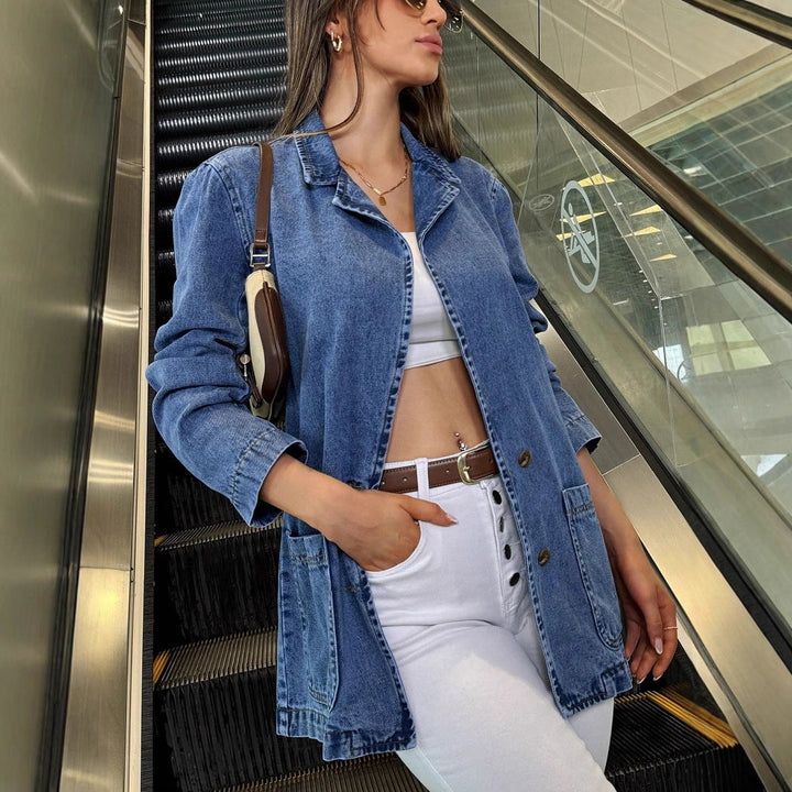 Damen Winterjacke zum Layern aus Denim (3)