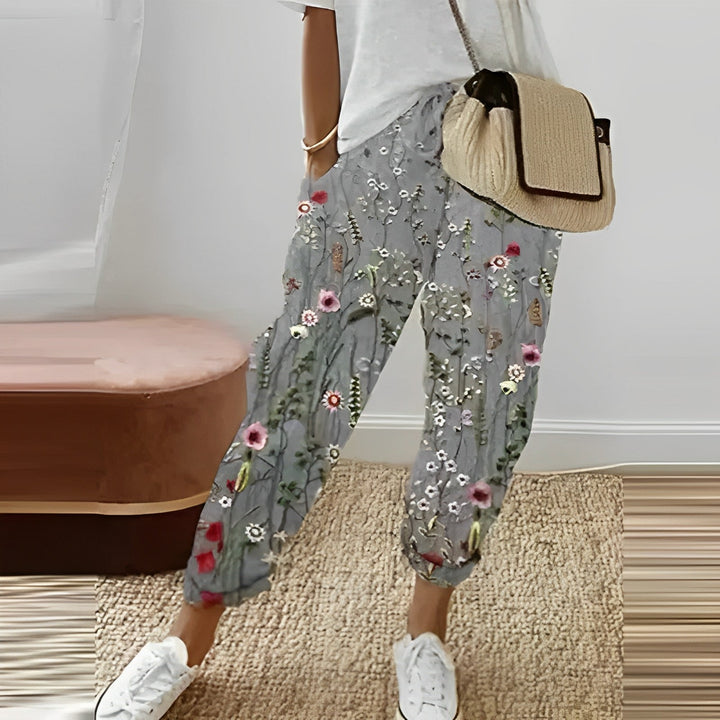 Damen Zeitlose Alltags-Hose in Hellgrau
