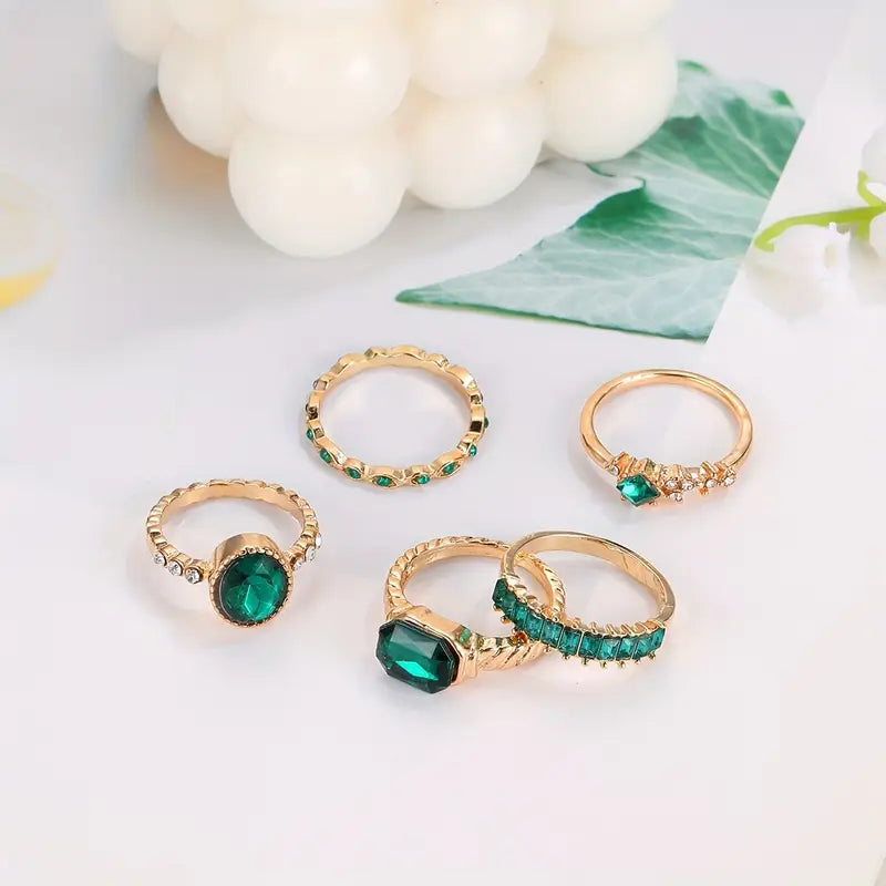 Exquisites Set von Zarin-Emerald-Ringen | Gold