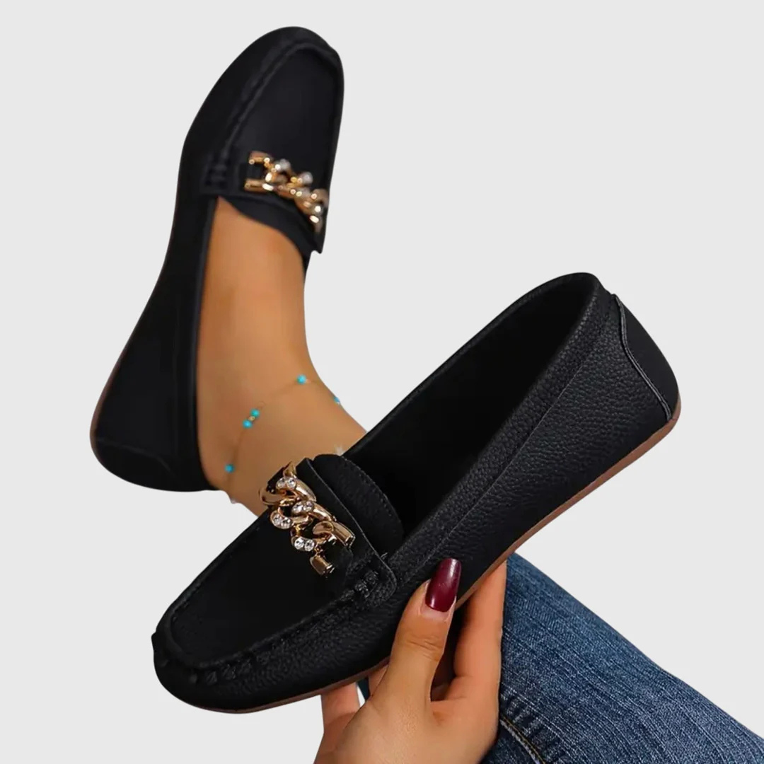 Elegante Damen Loafer mit Kettenverzierung (4)