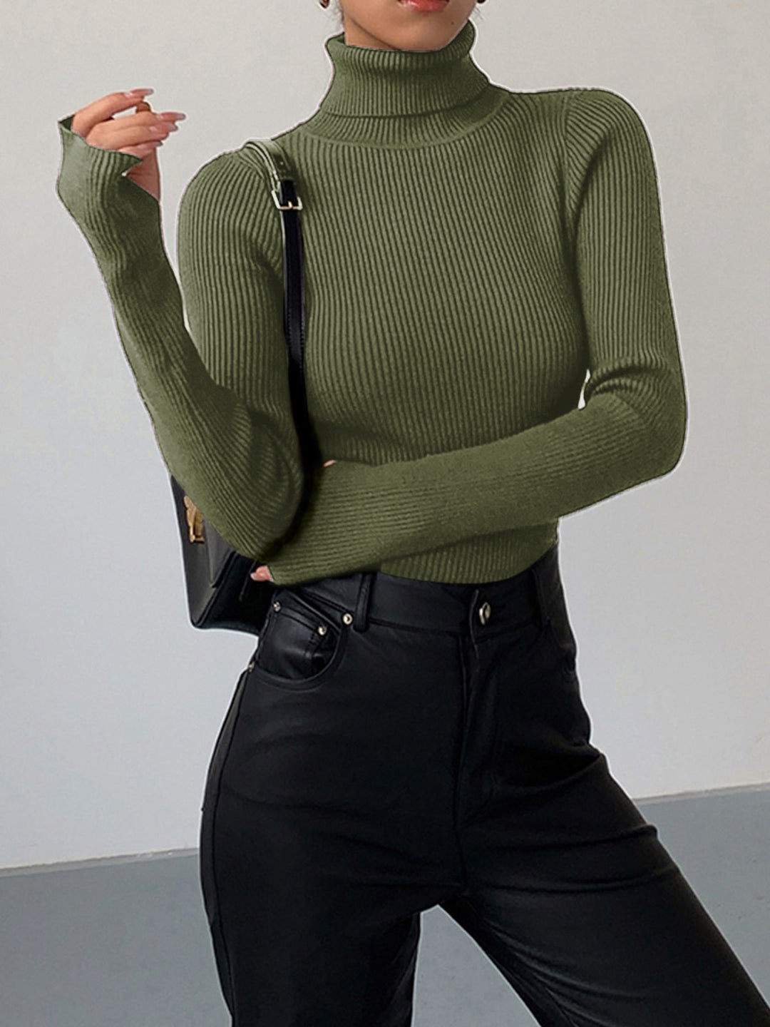 Elegante Damen Strickjacke Rollkragen für Winter in Grün