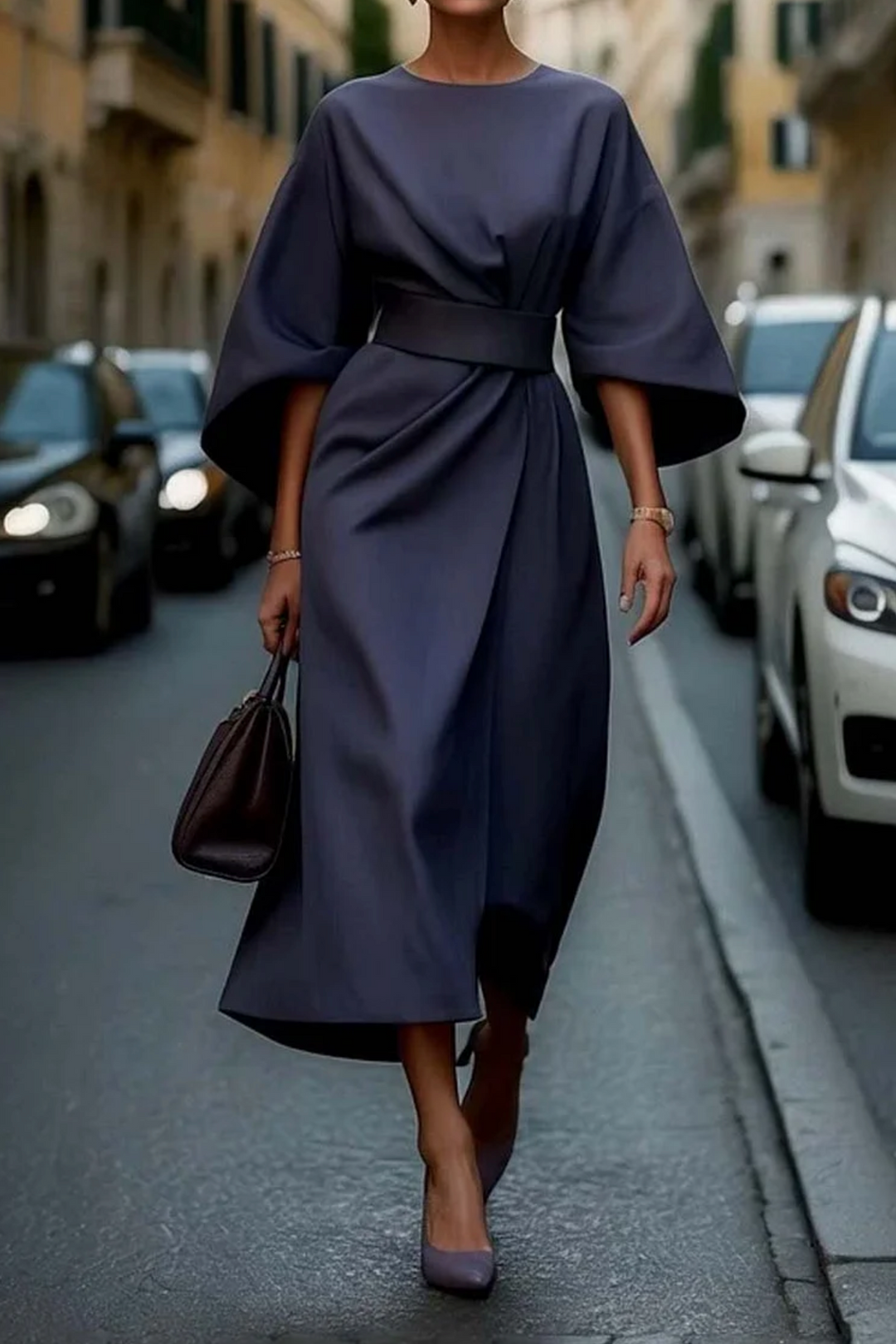 Elegante Damenkleider mit Gürteldetail und Puffärmeln in Marineblau