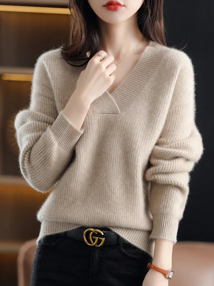 Eleganter Damen Pullover minimalistisch für Alltag in Beige