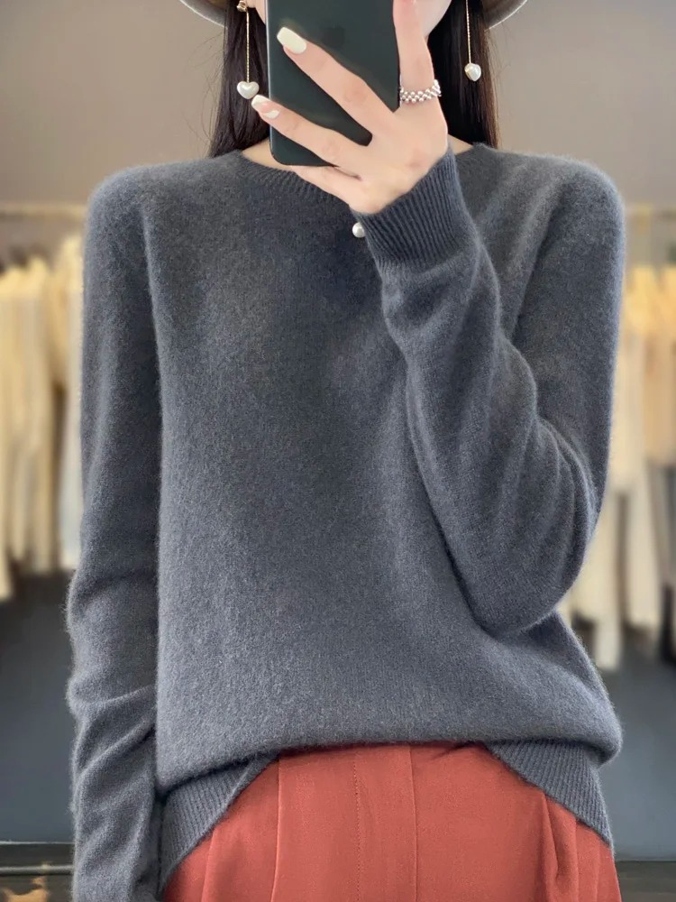 Eleganter Damen Strickpullover mit Rundhals in Grau