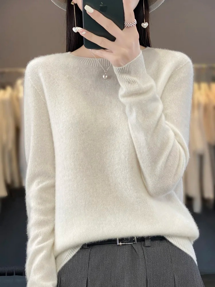 Eleganter Damen Strickpullover mit Rundhals in Weiß