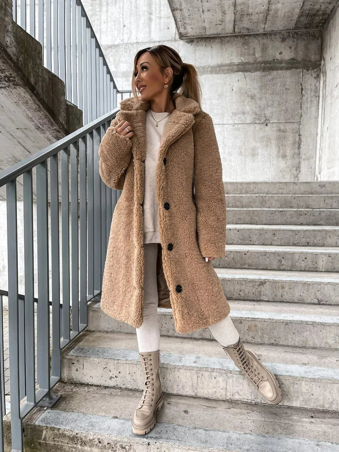 Eleganter Damen Trenchcoat für vielseitige Anlässe