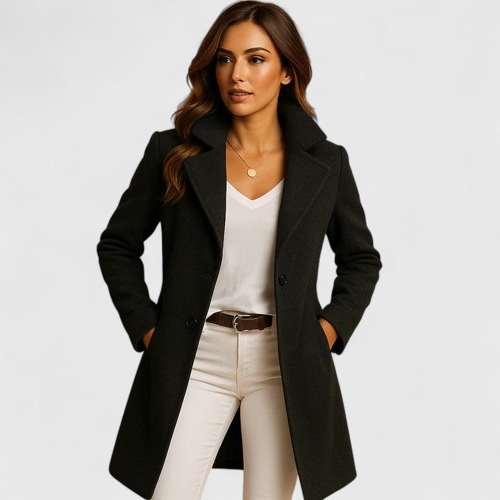 Eleganter Damen Wintermantel im klassischen Stil in Schwarz