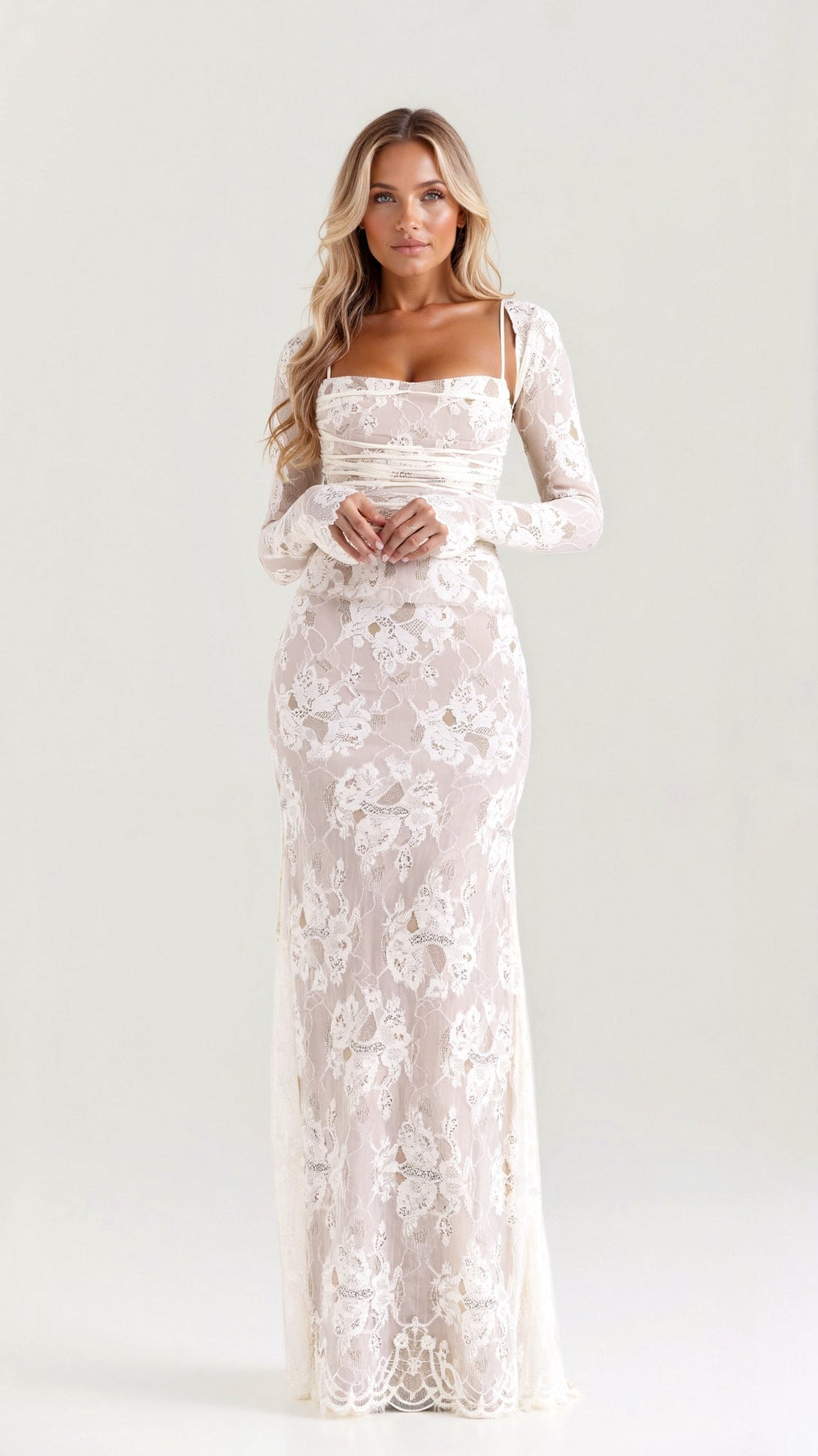 Elegantes Damen Maxikleid für Hochzeitsgäste mit feiner Spitze in Biały