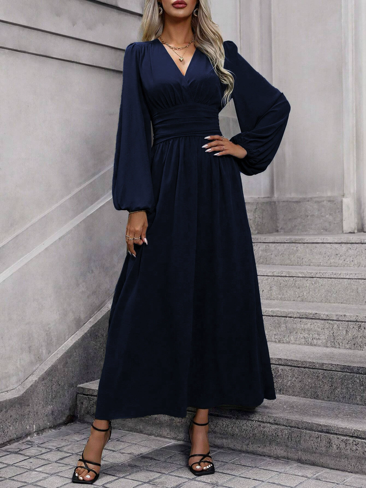 Elegantes Damen Midikleid für Hochzeitsgäste in Blau