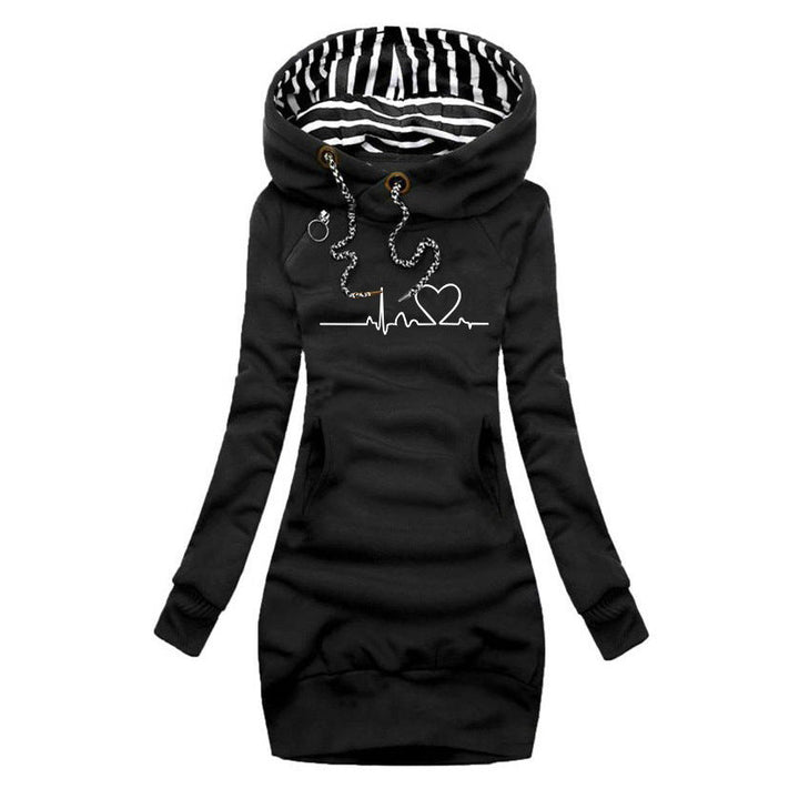 Elegantes Herbstkleid mit Herzmuster in Schwarz