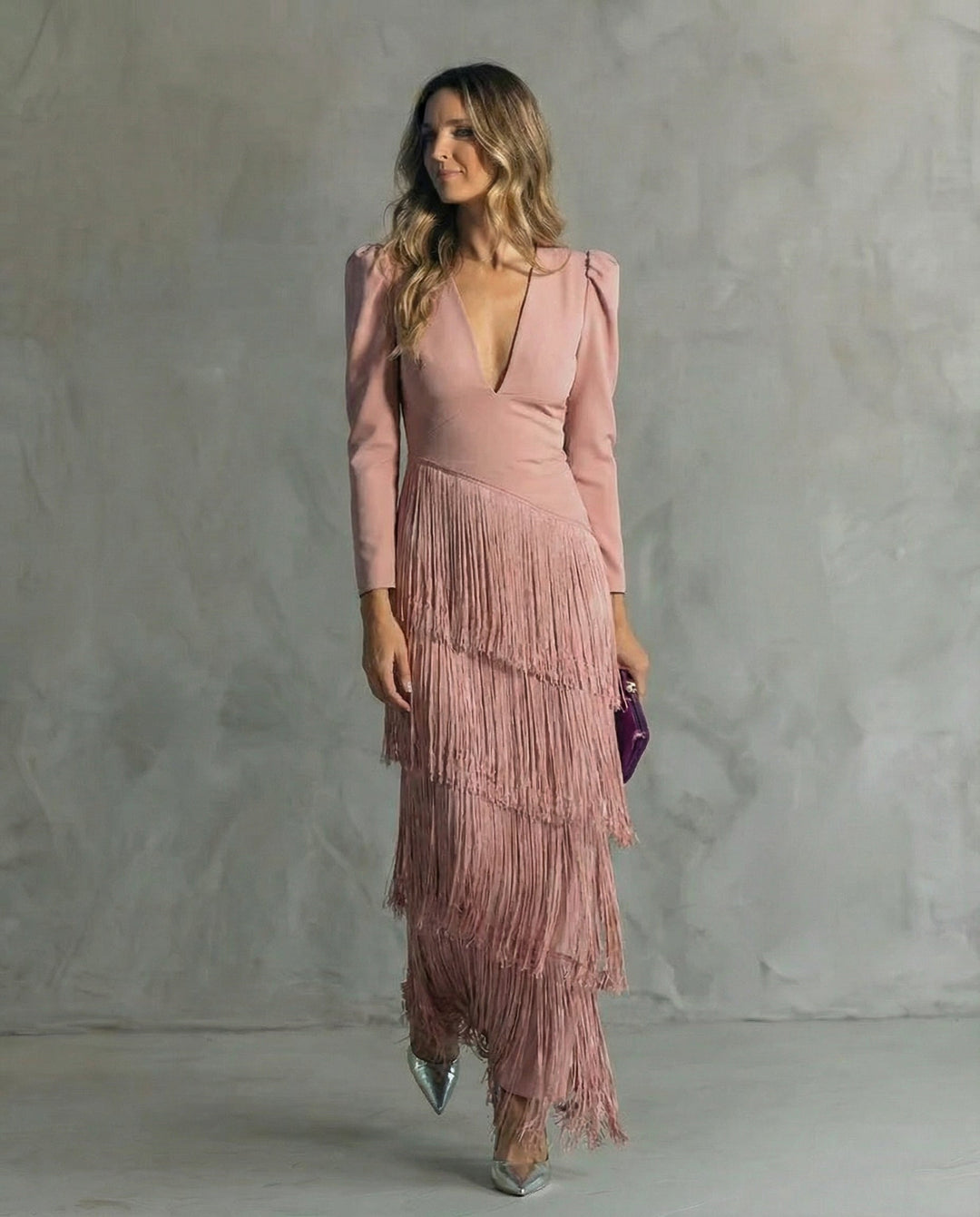 Elegantes Midikleid für Herbst-Hochzeitsgäste in Rosa