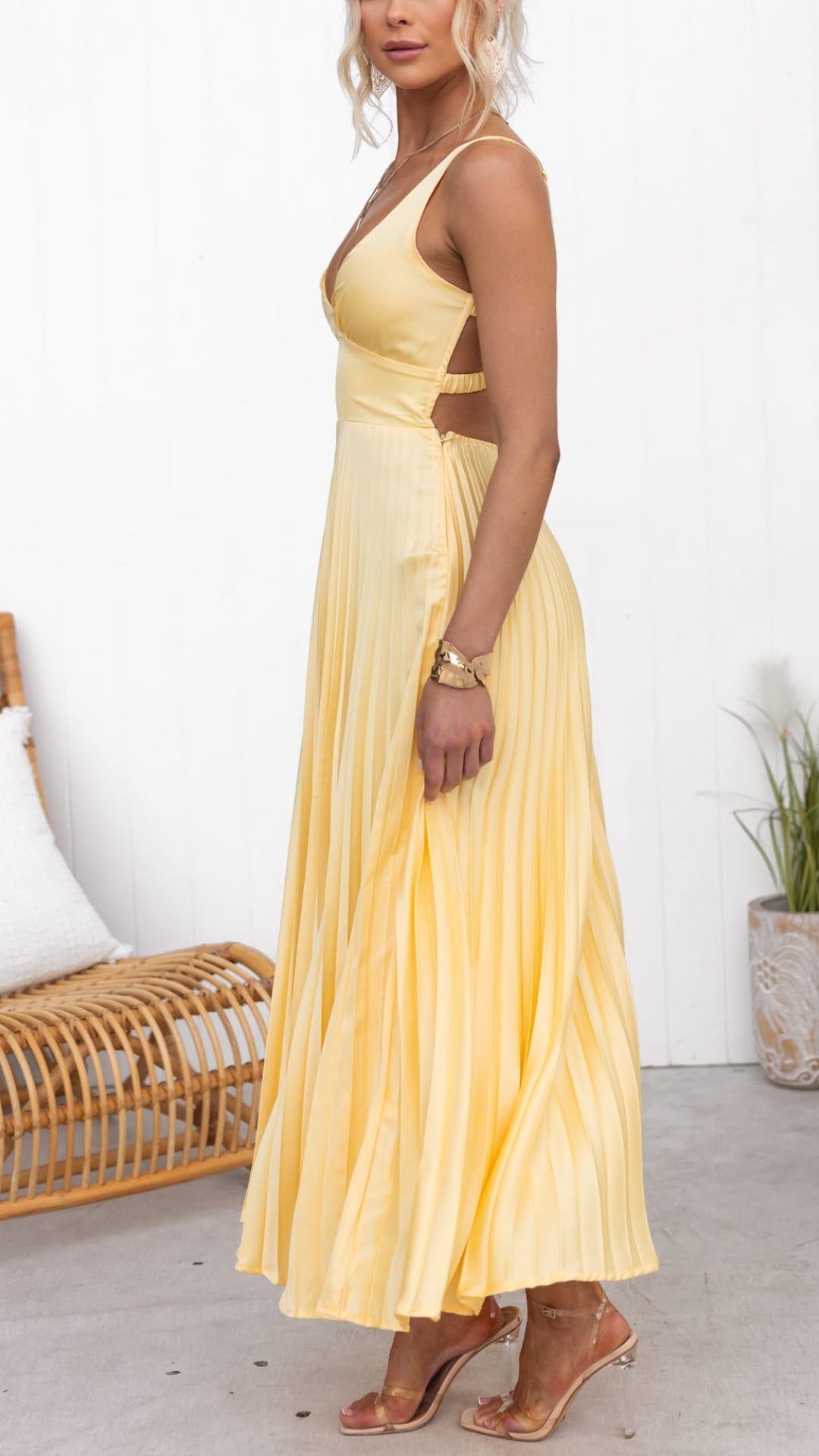 Festliches Damen Maxikleid in Gelb Plissiert (3)