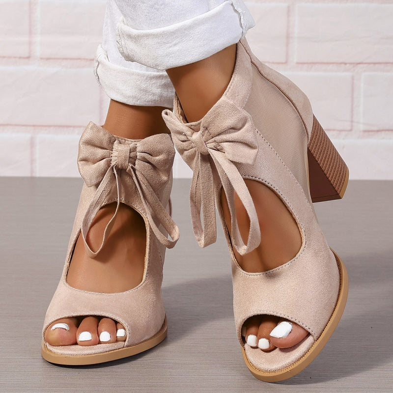 Flexible Orthopädische Absätze mit Schleife in Beige