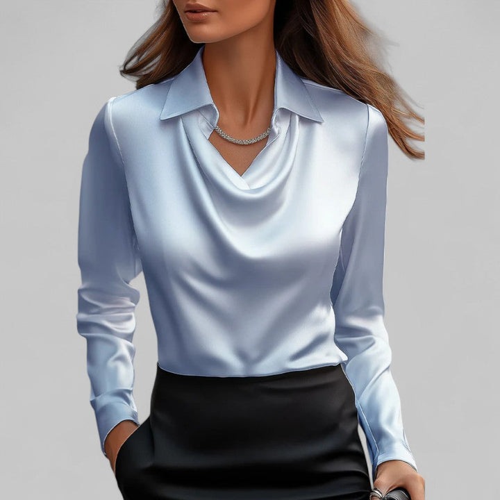 Fließende Damen Satinbluse für elegante Anlässe in Blau
