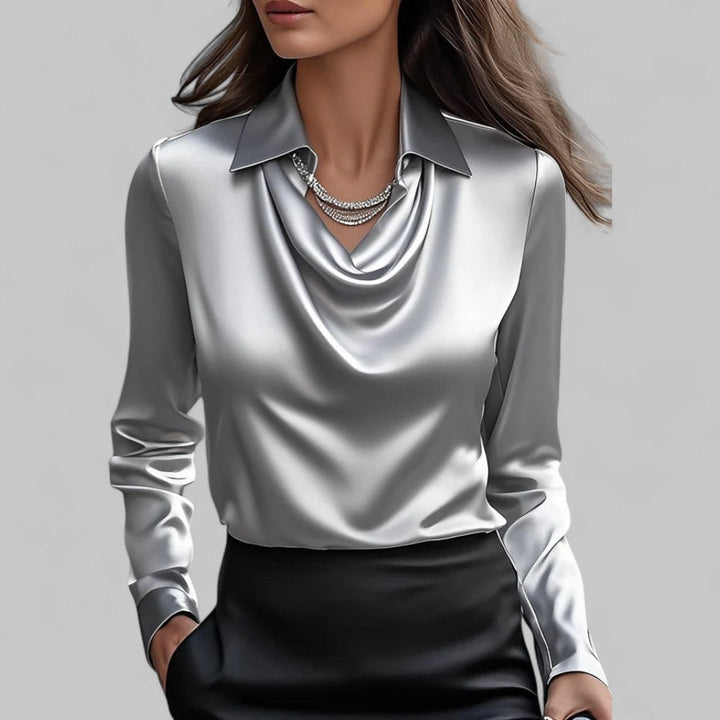 Fließende Damen Satinbluse für elegante Anlässe in Grau