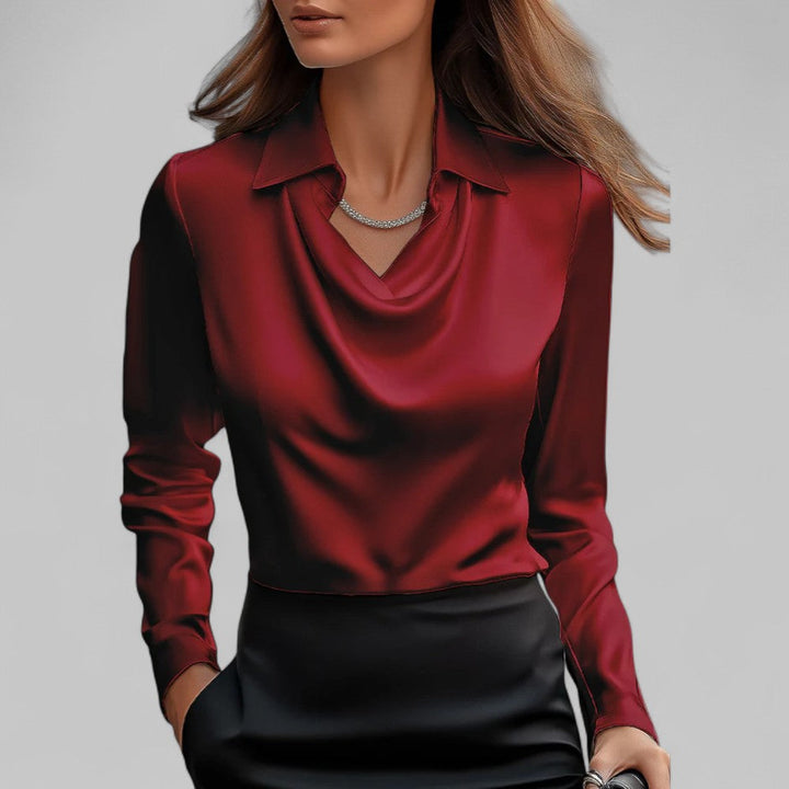 Fließende Damen Satinbluse für elegante Anlässe in Rot