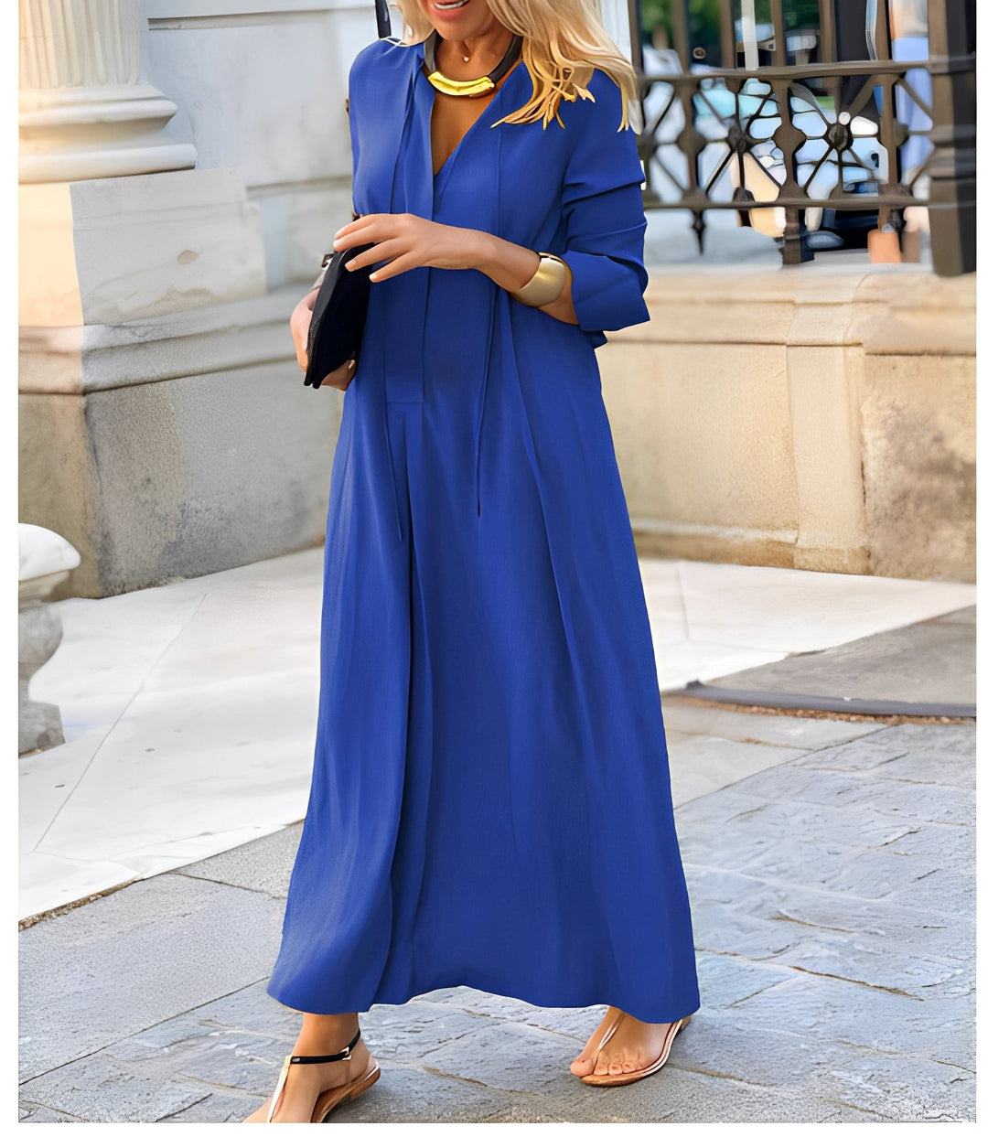 Fließendes Maxikleid für Herbsthochzeitsgäste in Blau