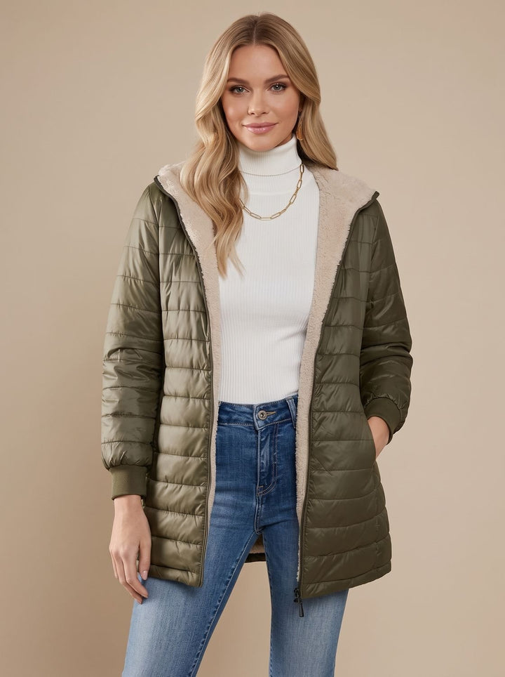 Gemütliche Damen Winterjacke mit Kapuze Oberschenkellang