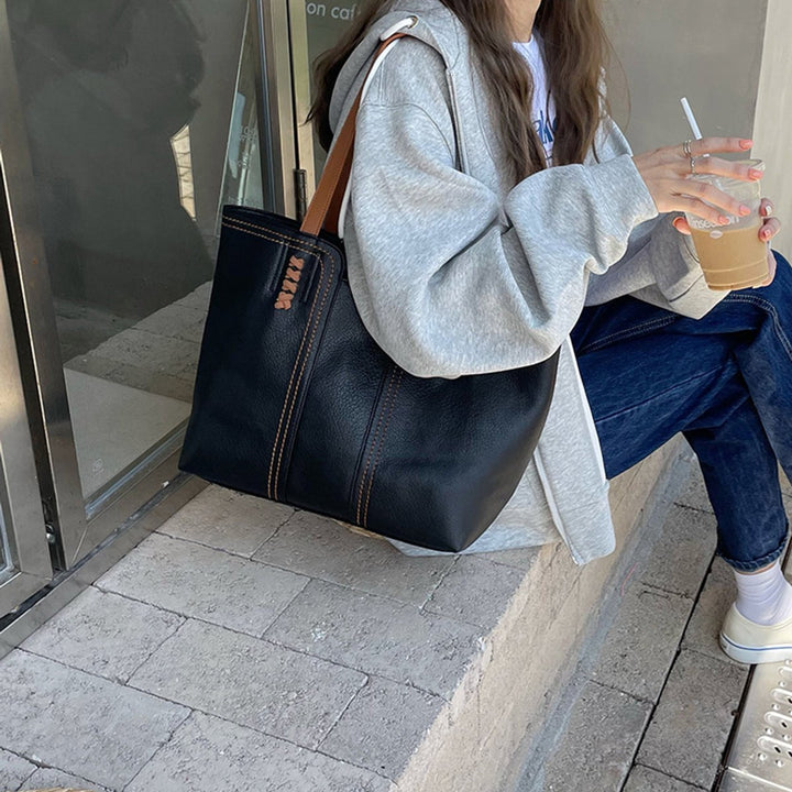 Geräumige Kunstleder Laptoptasche für Damen (5)