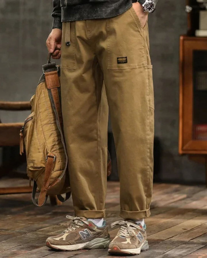 Herren Cargo-Hose mit lockerer Passform und praktischen Taschen (6)