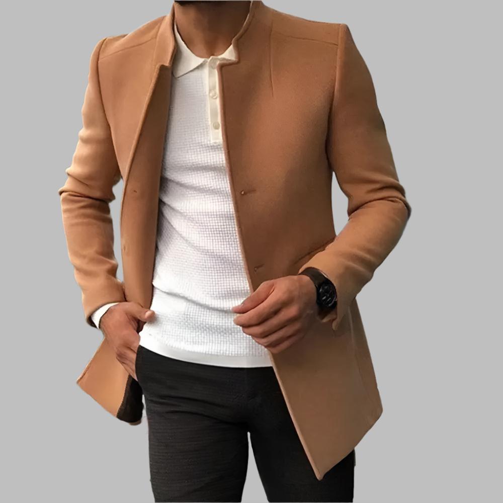 Herren eleganter Mantel für Herbst in Karamell