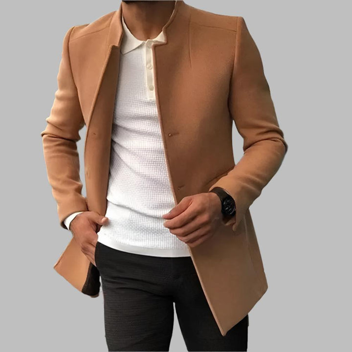 Herren eleganter Mantel für Herbst in Karamell