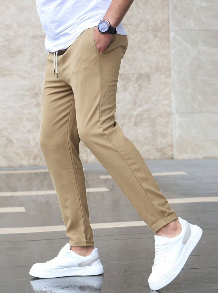 Herren Hose mit Tailored-Fit zum Kombinieren (12)