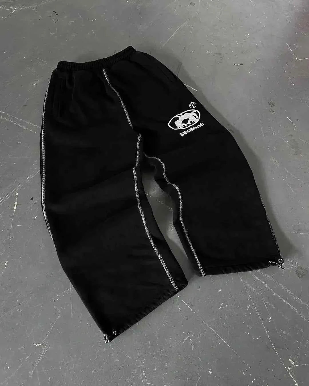 Herren Jogginghose im Baggy Y2K Retro-Stil in Schwarz